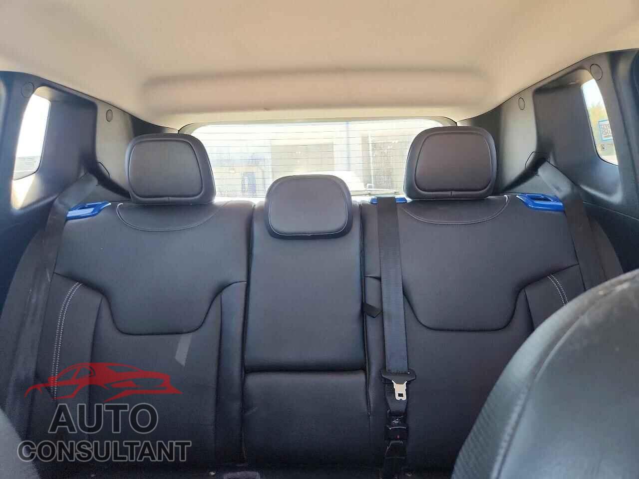 JEEP RENEGADE 2016 - ZACCJBDT3GPC63243