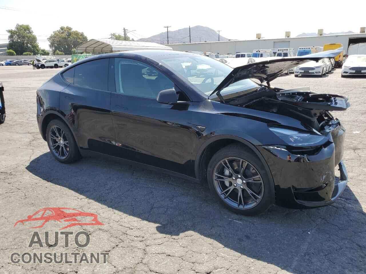 TESLA MODEL Y 2025 - 7SAYGDEE7SF251731