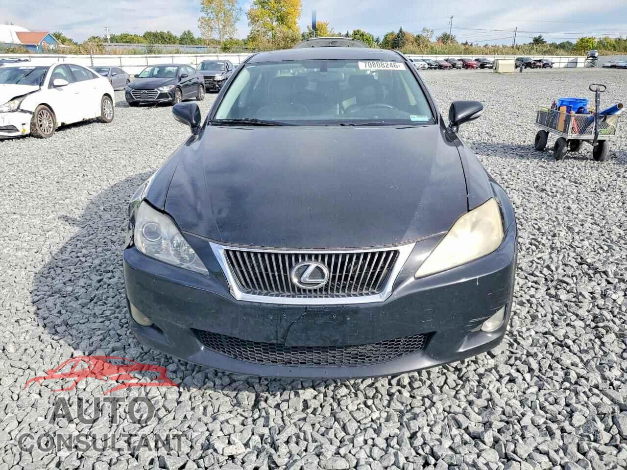 LEXUS IS 2009 - JTHCK262X92028769