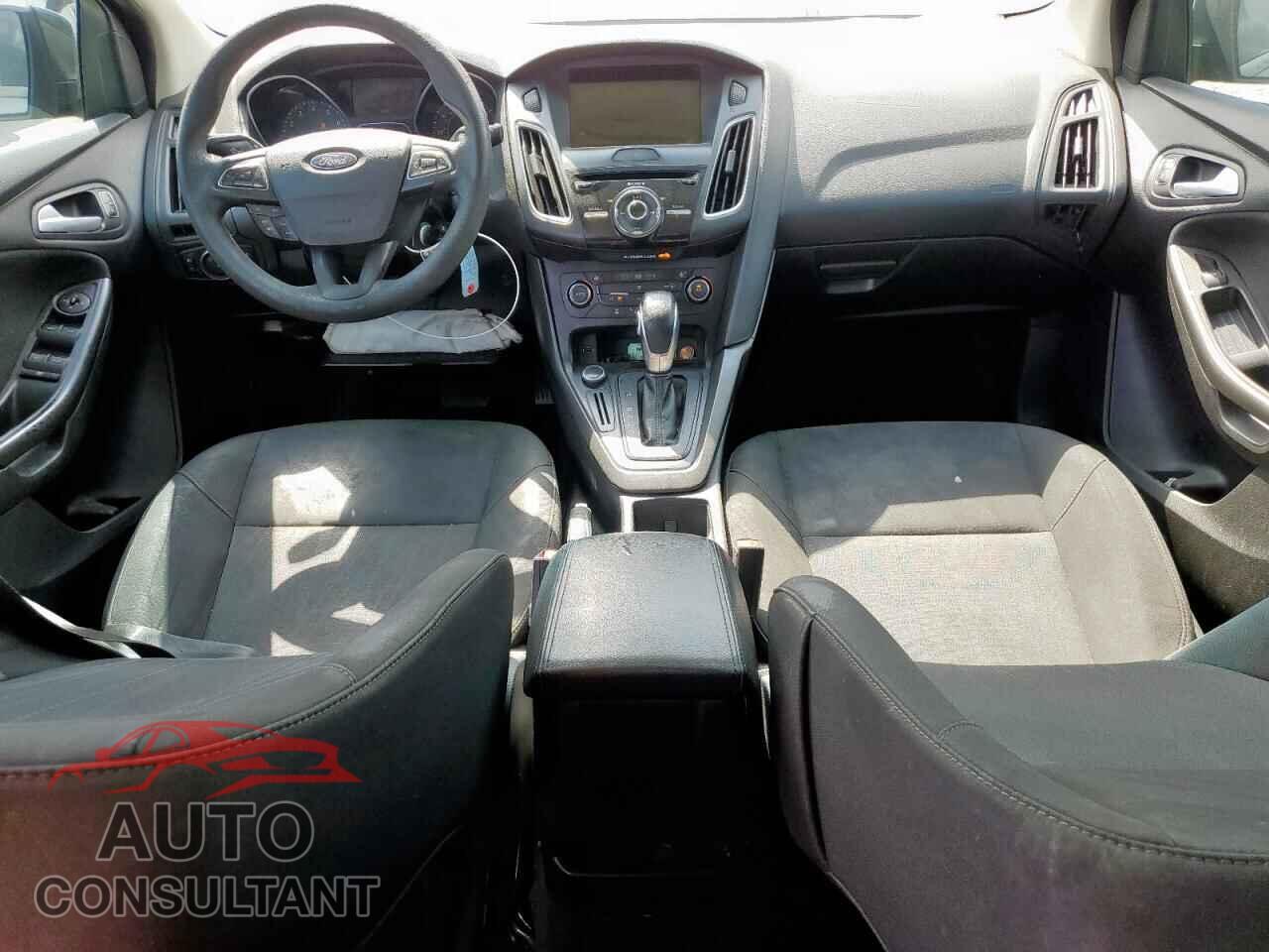 FORD FOCUS 2017 - 1FADP3H26HL303367