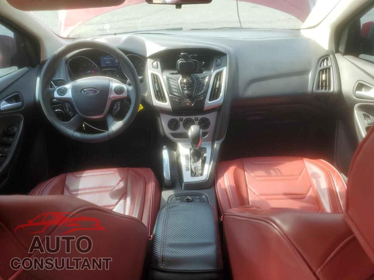 FORD FOCUS 2013 - 1FADP3F22DL373414