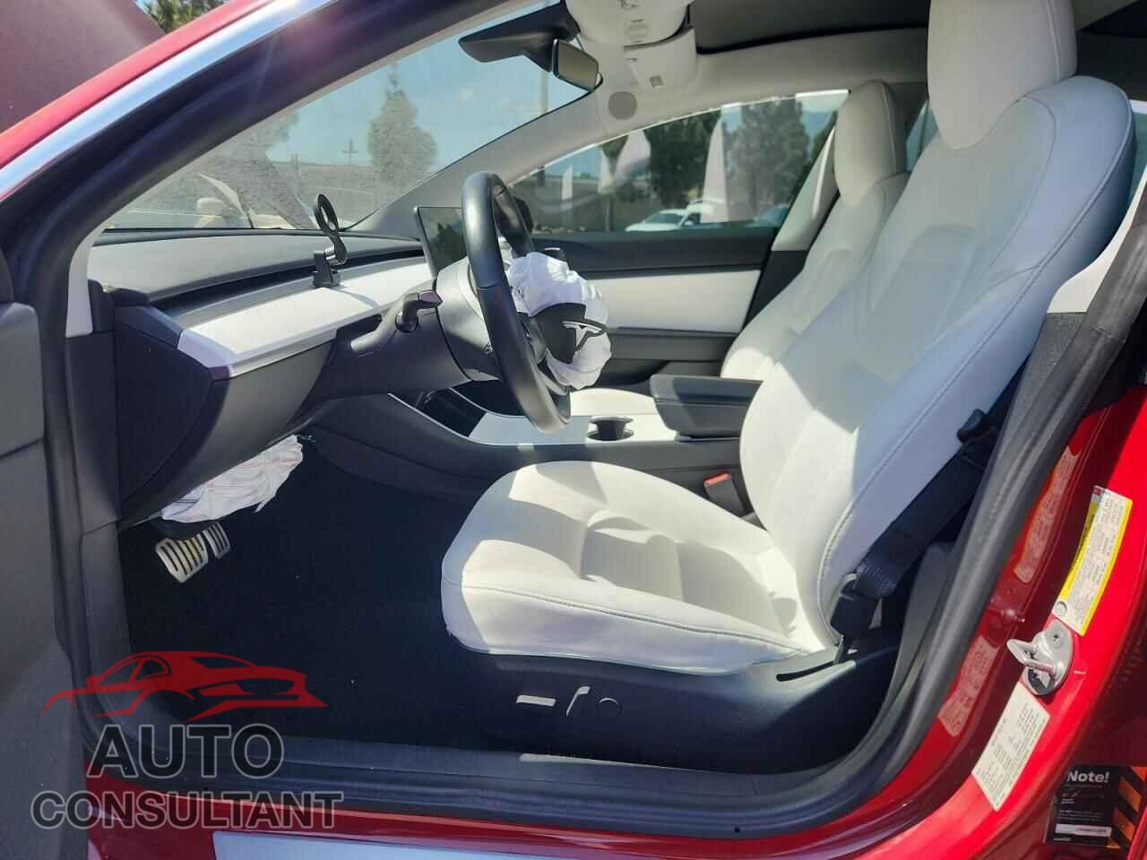 TESLA MODEL 3 2019 - 5YJ3E1EB3KF238315
