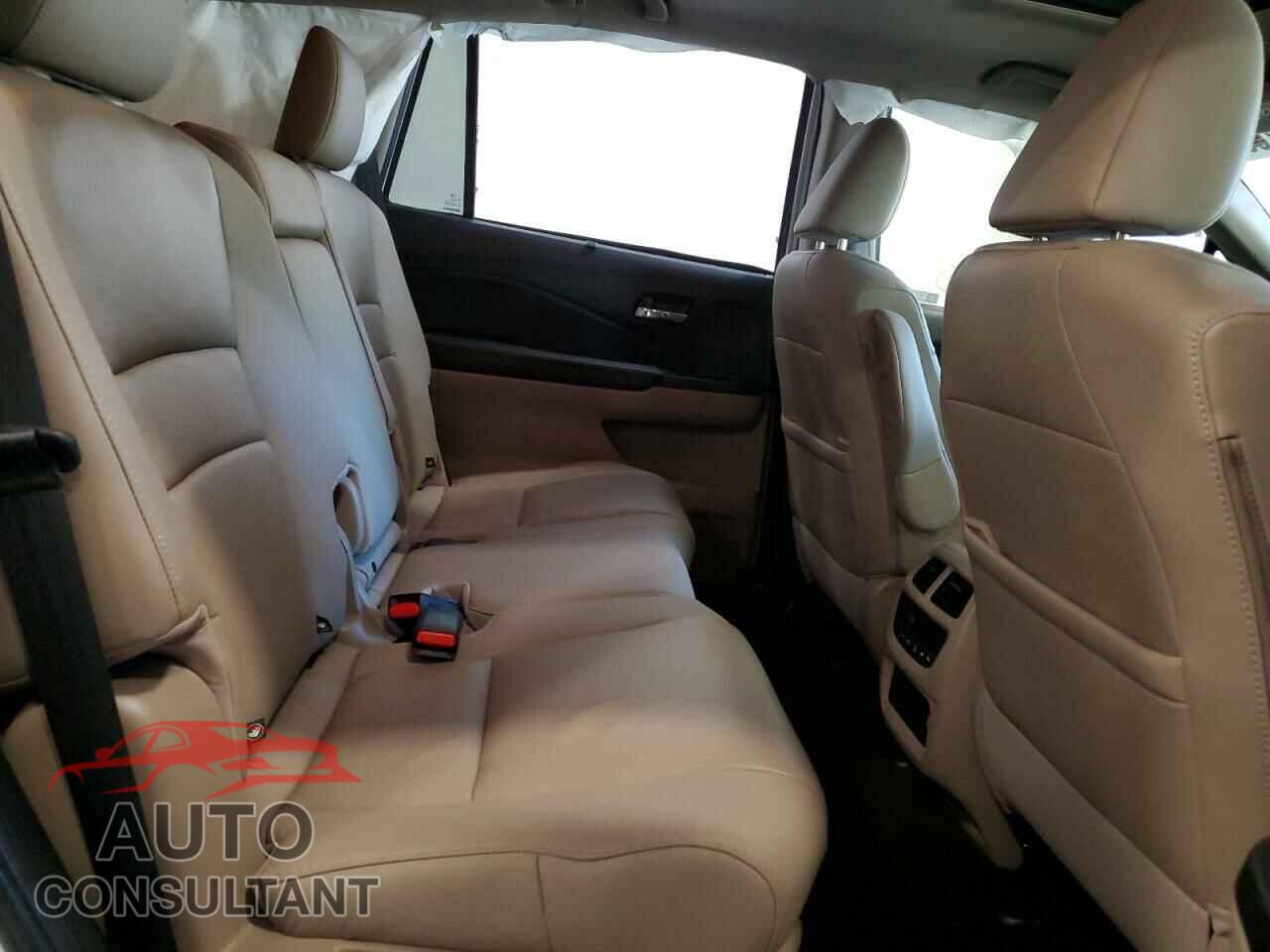 HONDA PILOT 2021 - 5FNYF6H58MB034604
