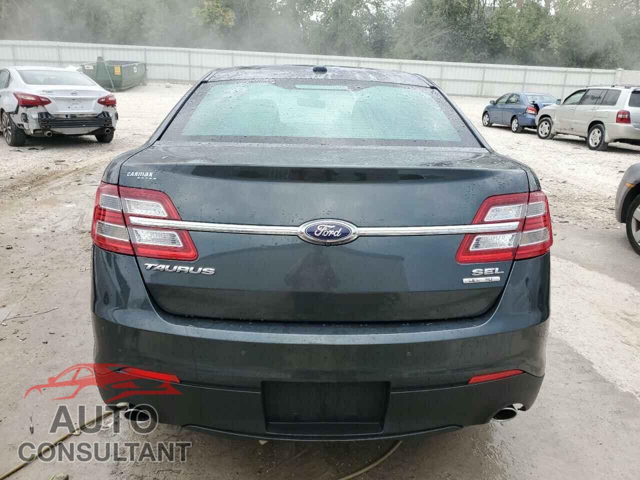 FORD TAURUS 2016 - 1FAHP2E85GG109215