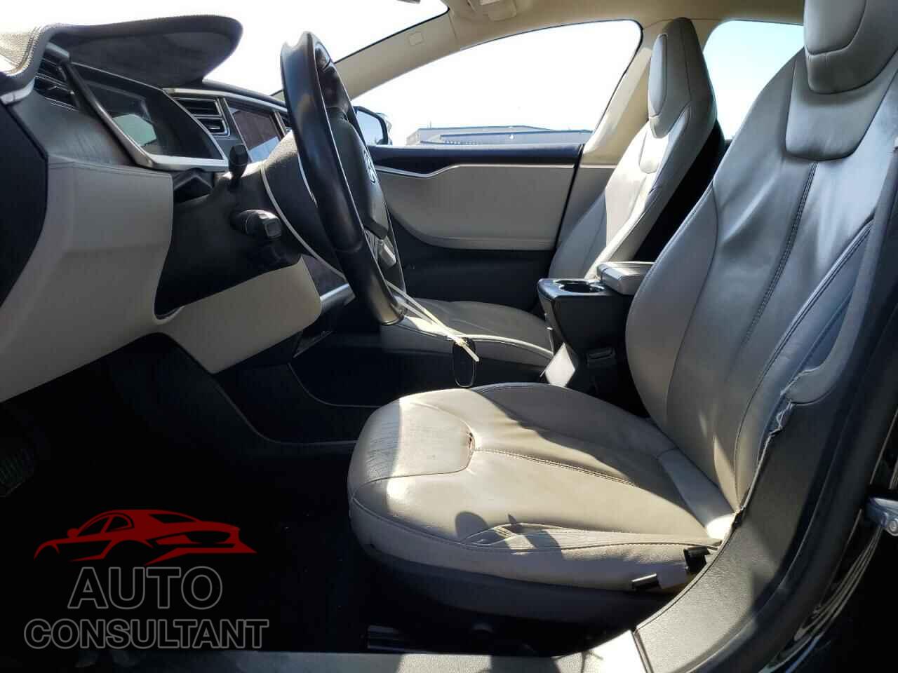 TESLA MODEL S 2013 - 5YJSA1DG4DFP09296