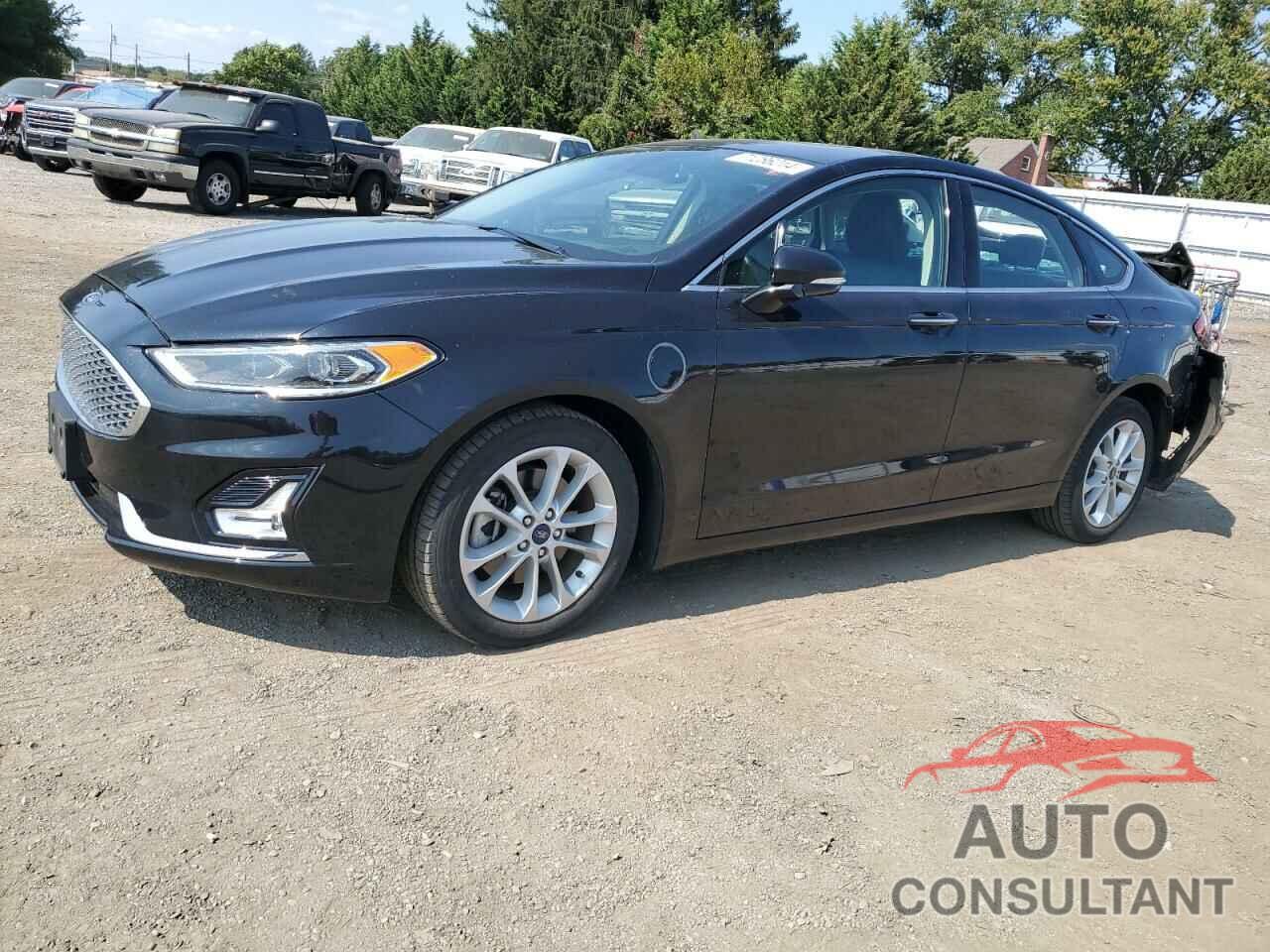 FORD FUSION 2019 - 3FA6P0SU6KR223366