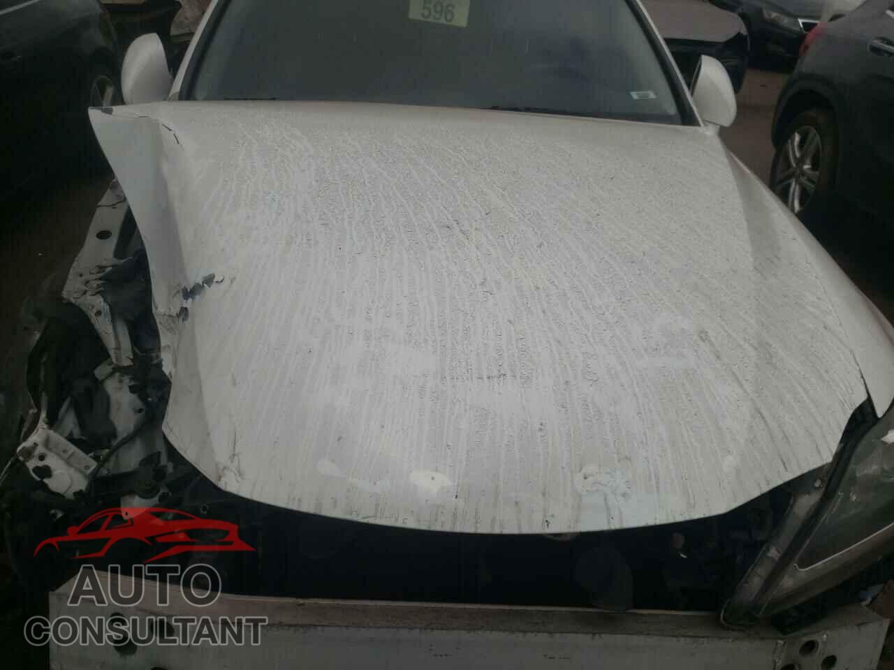LEXUS IS 2011 - JTHCF5C27B5049304