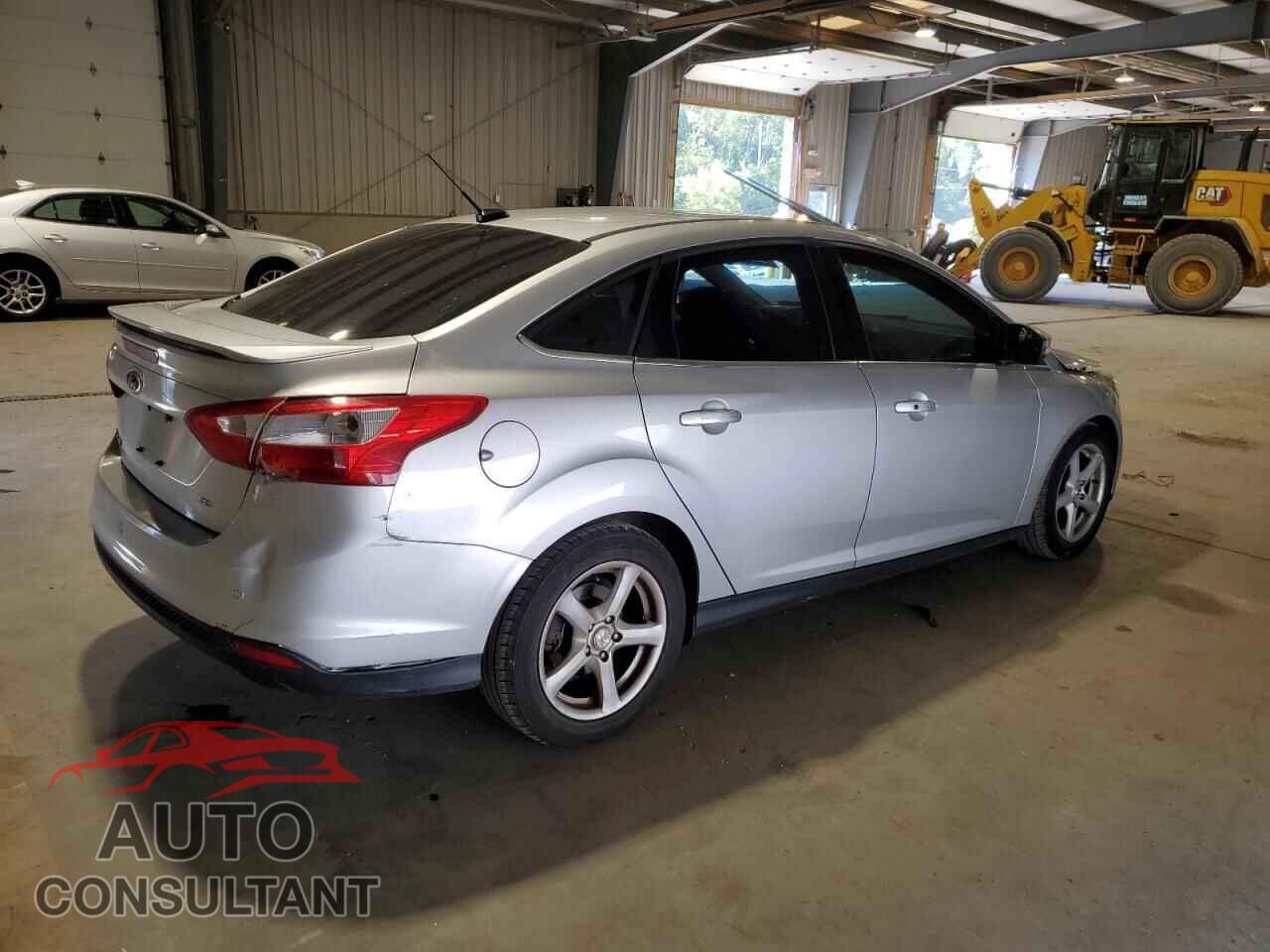 FORD FOCUS 2012 - 1FAHP3J28CL474769