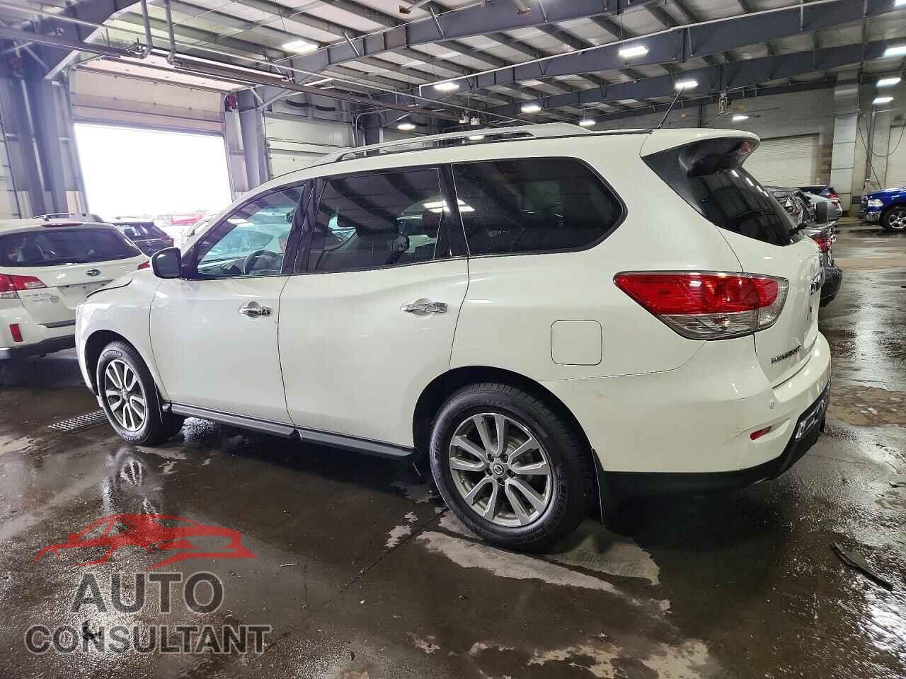 NISSAN PATHFINDER 2015 - 5N1AR2MM3FC625031