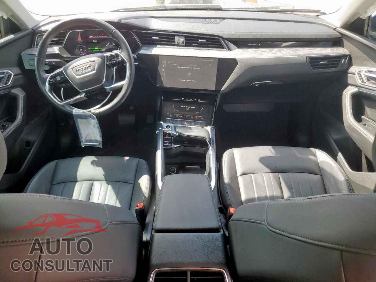 AUDI E-TRON 2021 - WA1AAAGE1MB008976
