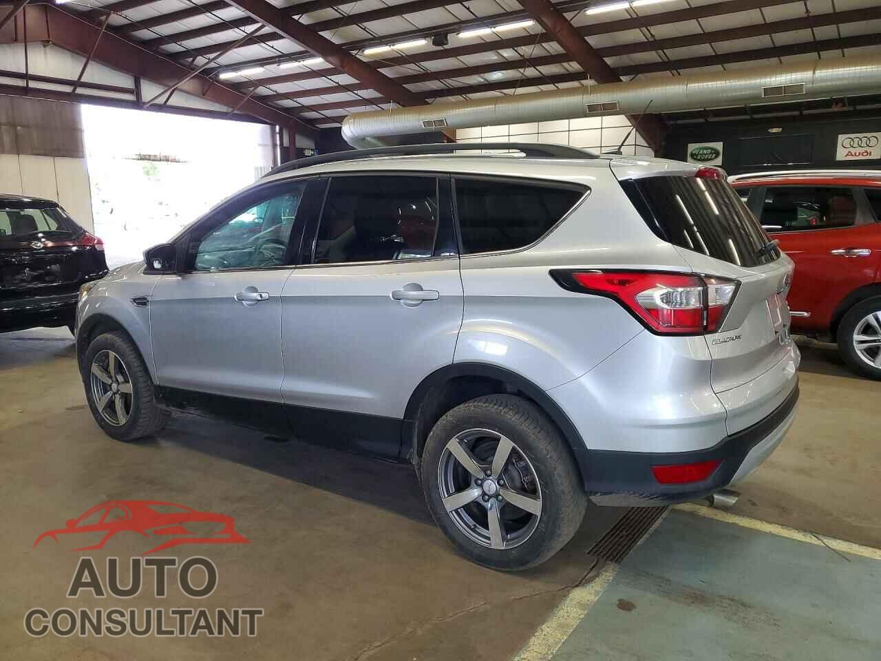 FORD ESCAPE 2017 - 1FMCU9GD5HUB93633