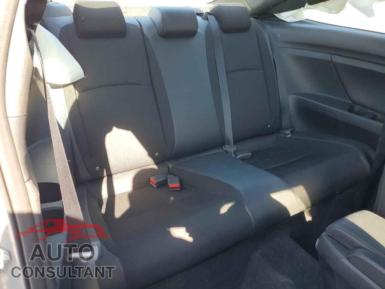 HONDA CIVIC 2019 - 2HGFC4B85KH300113