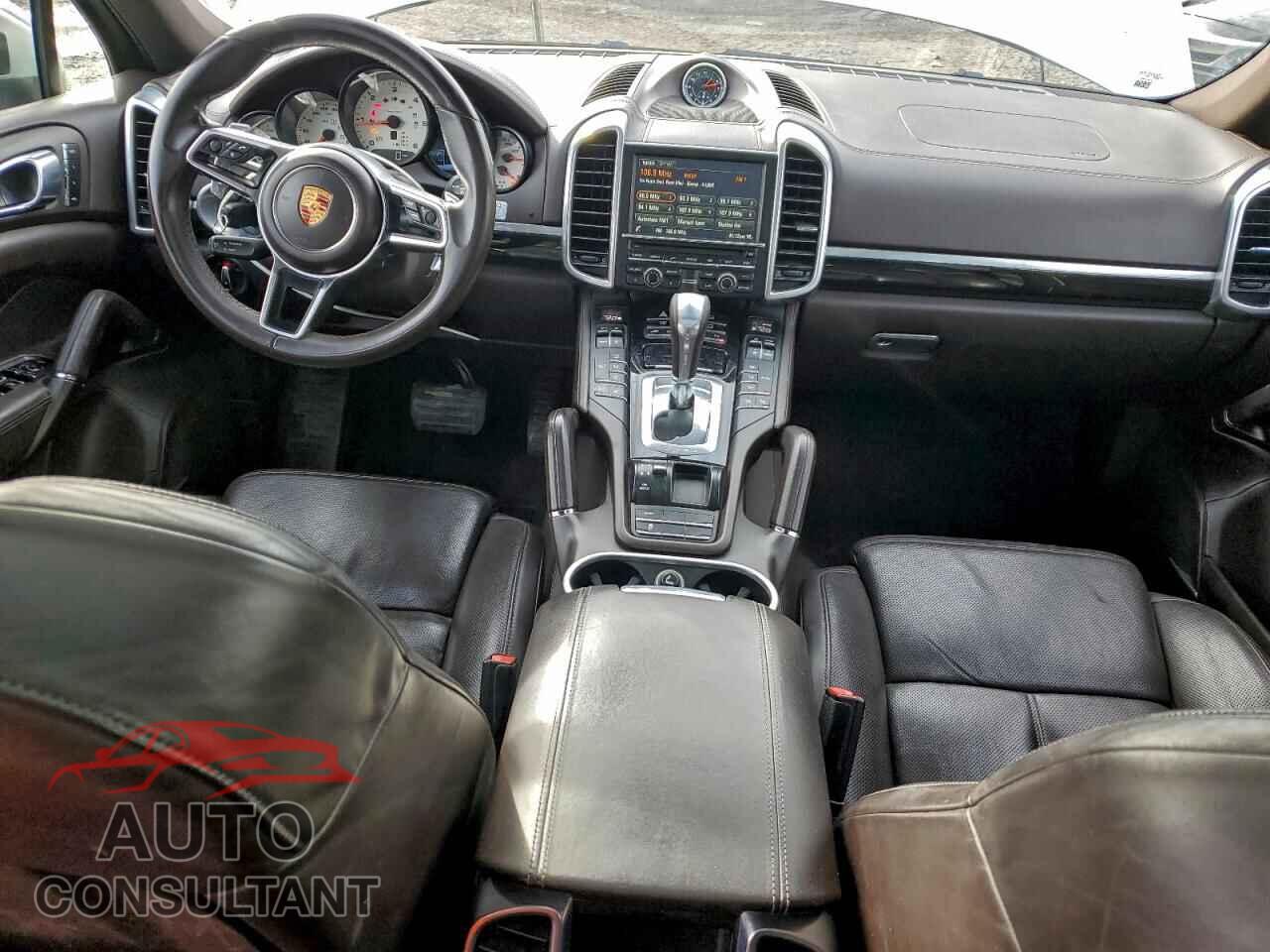 PORSCHE CAYENNE 2015 - WP1AF2A28FLA35423