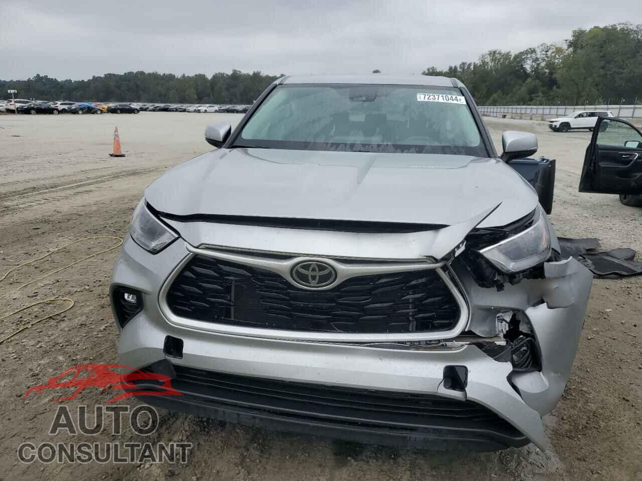 TOYOTA HIGHLANDER 2022 - 5TDZZRAH4NS116375