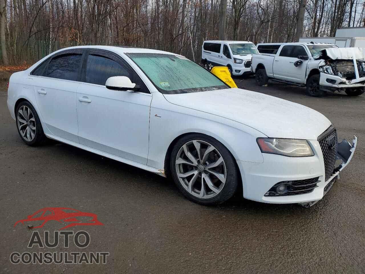 AUDI A4 2012 - WAUFFAFL0CN020320