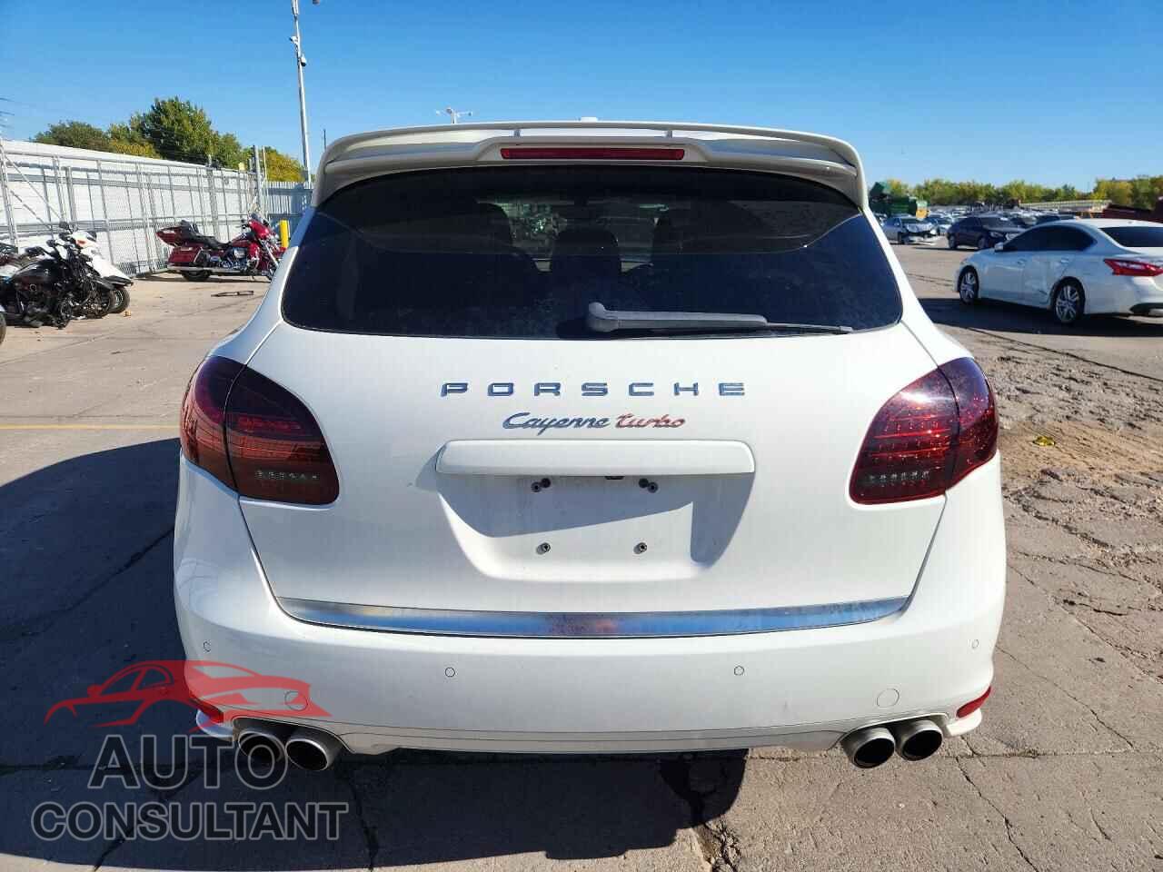 PORSCHE CAYENNE 2012 - WP1AC2A27CLA84701