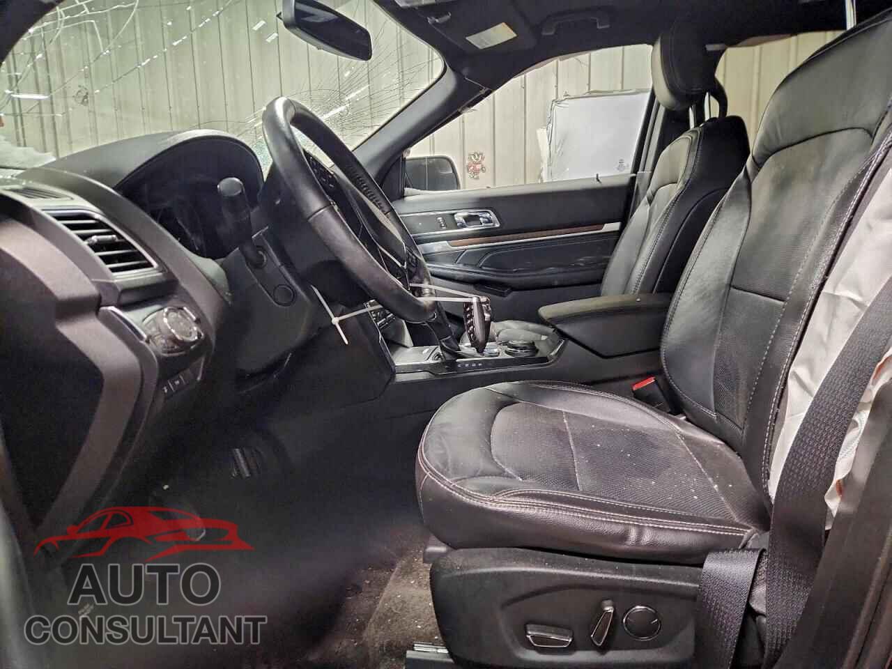 FORD EXPLORER 2018 - 1FM5K8F81JGB28005
