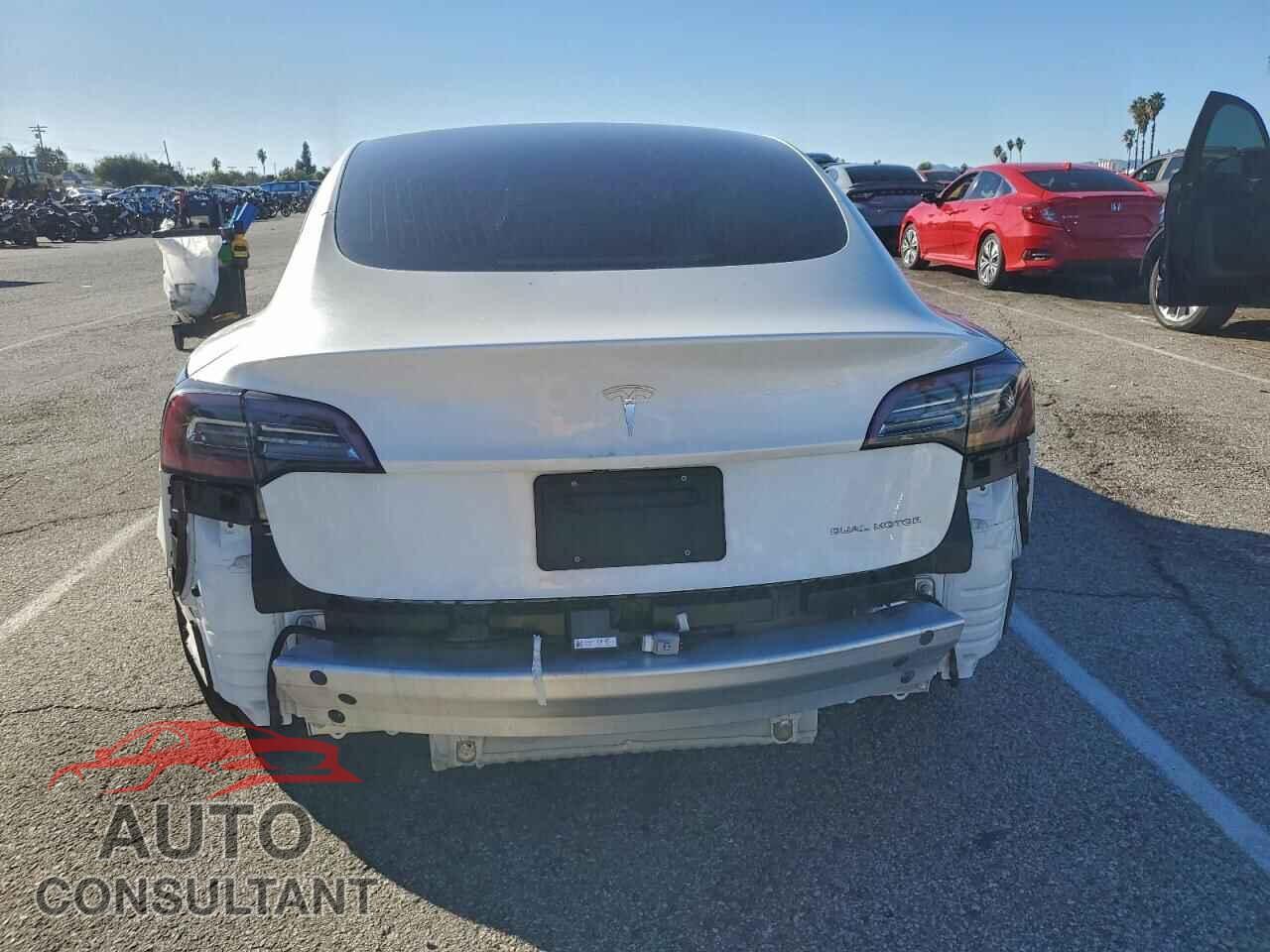 TESLA MODEL 3 2019 - 5YJ3E1EB2KF512412
