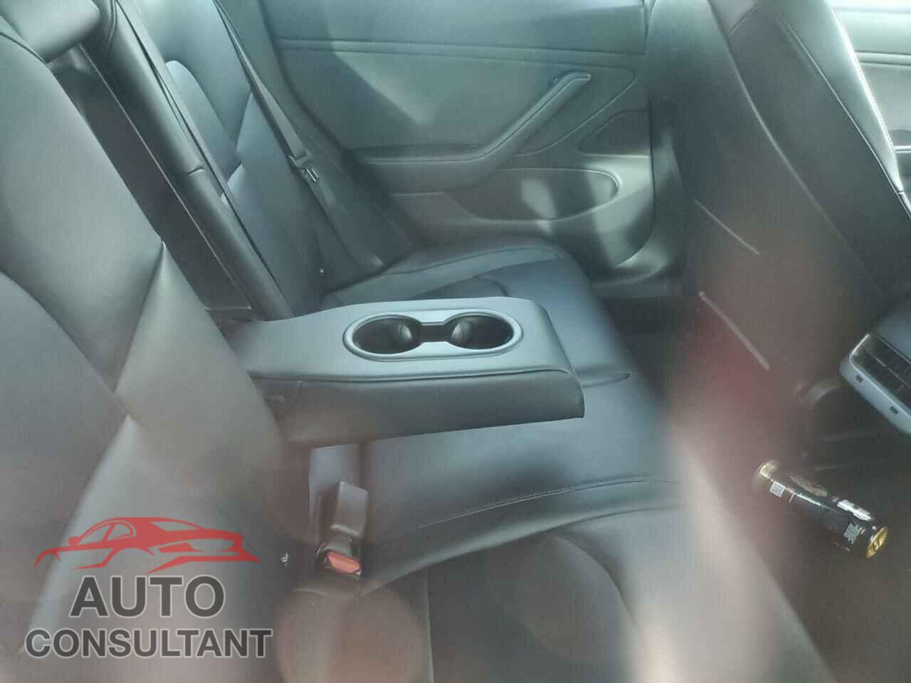 TESLA MODEL 3 2018 - 5YJ3E1EA0JF005403
