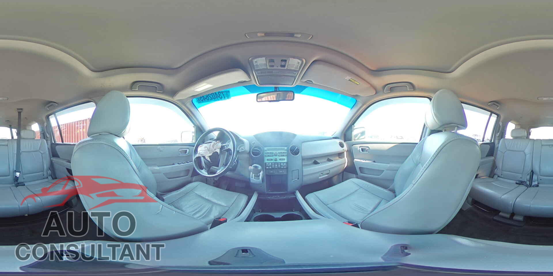 HONDA PILOT 2011 - 5FNYF3H50BB032129