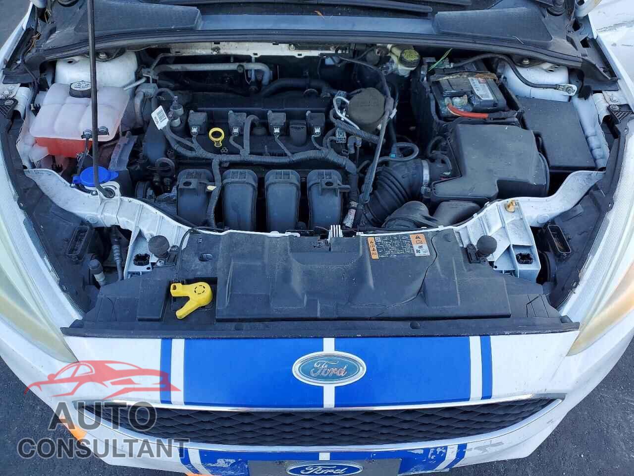 FORD FOCUS 2015 - 1FADP3F22FL224407
