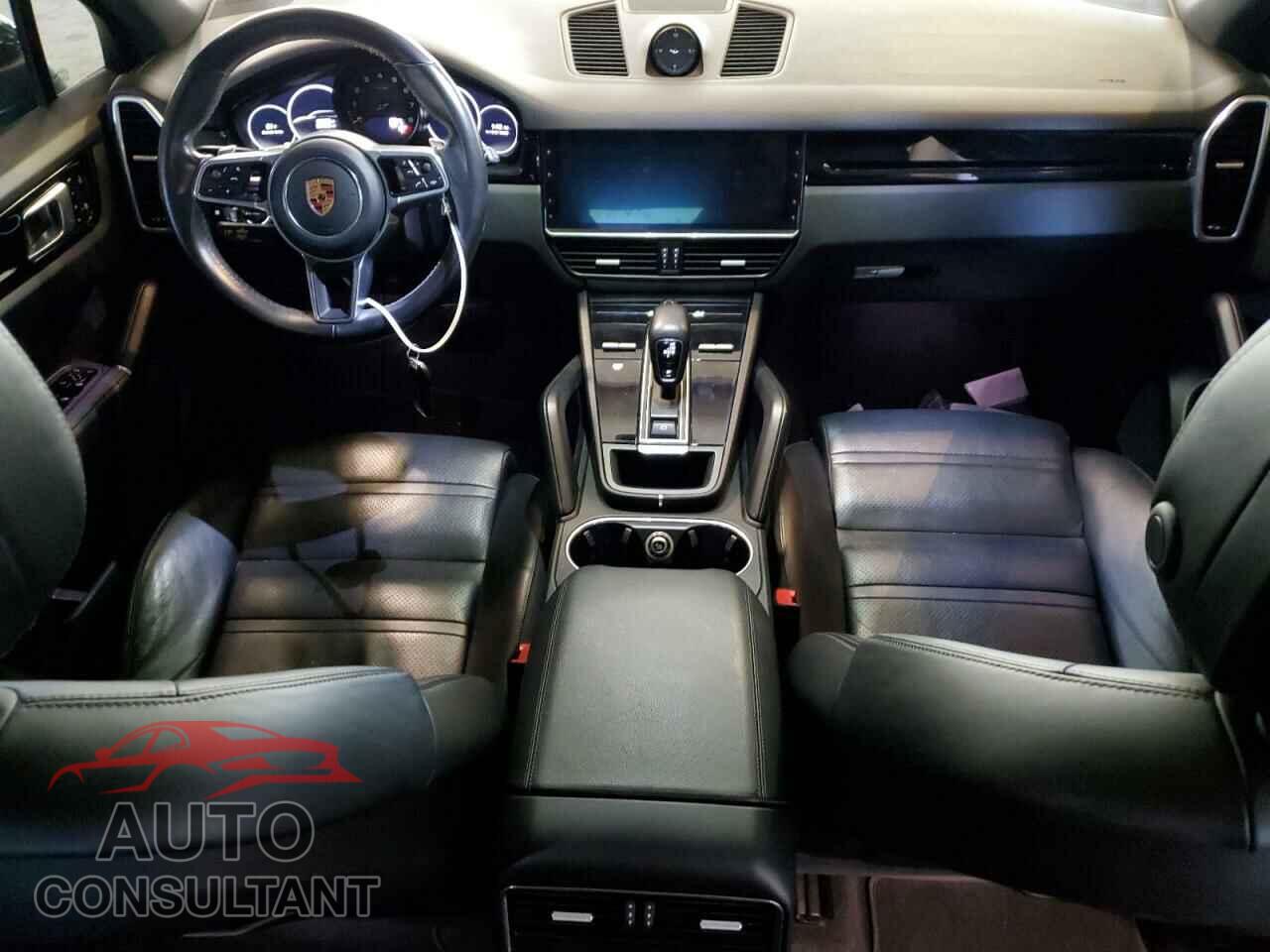 PORSCHE CAYENNE 2019 - WP1AA2AY3KDA10601