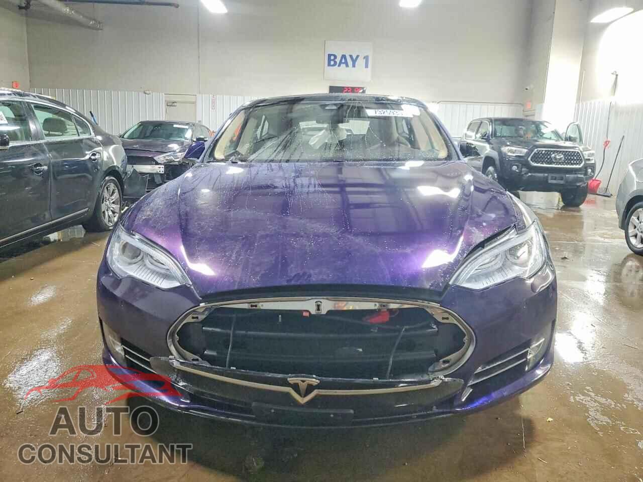 TESLA MODEL S 2015 - 5YJSA1H41FF083208