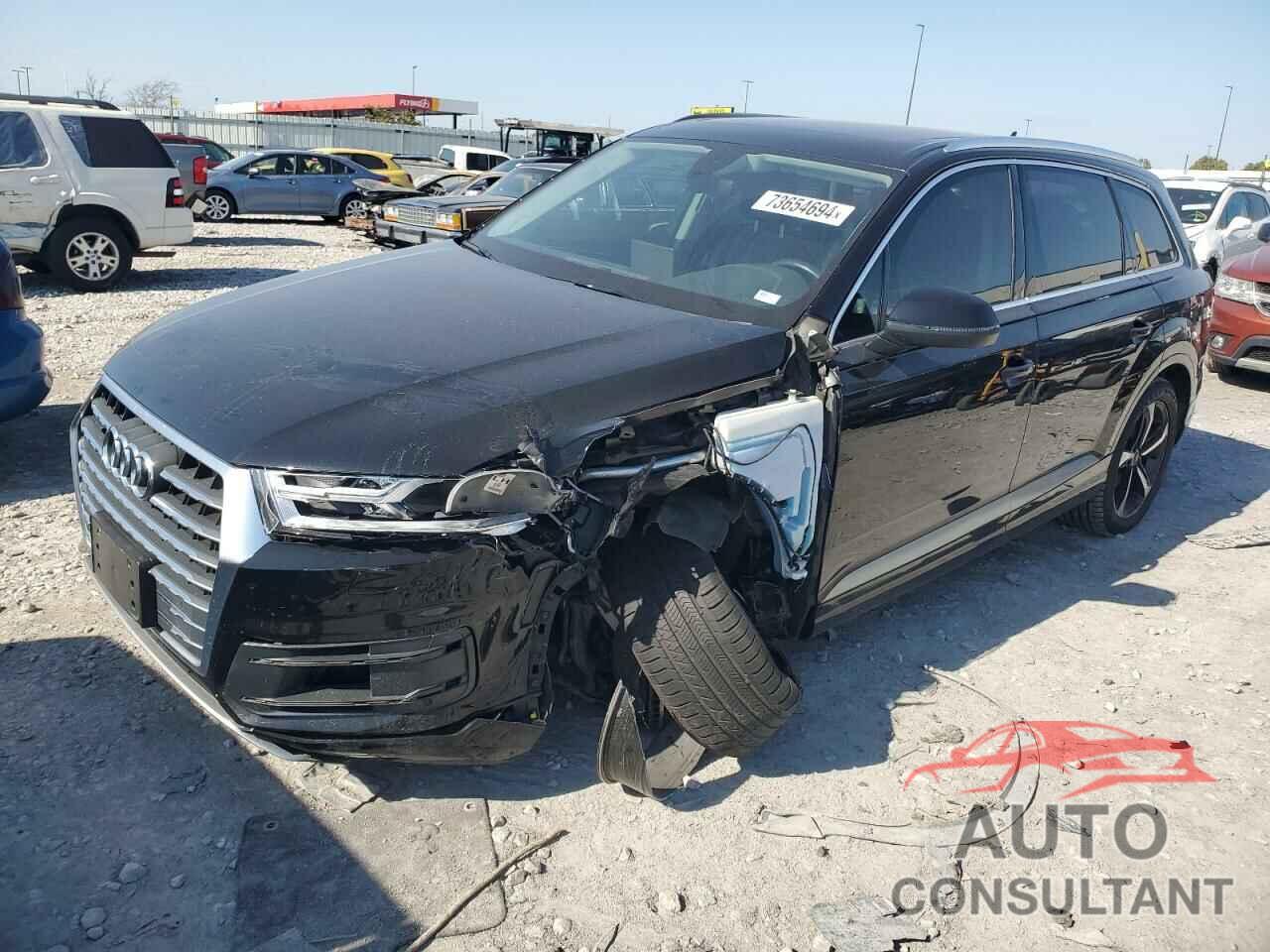 AUDI Q7 2018 - WA1LAAF71JD029757