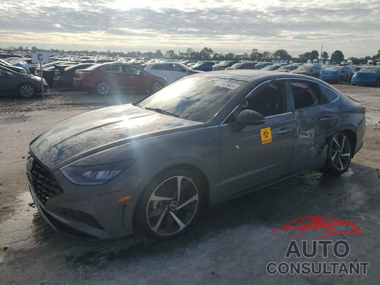 HYUNDAI SONATA 2022 - KMHL44J22NA222304