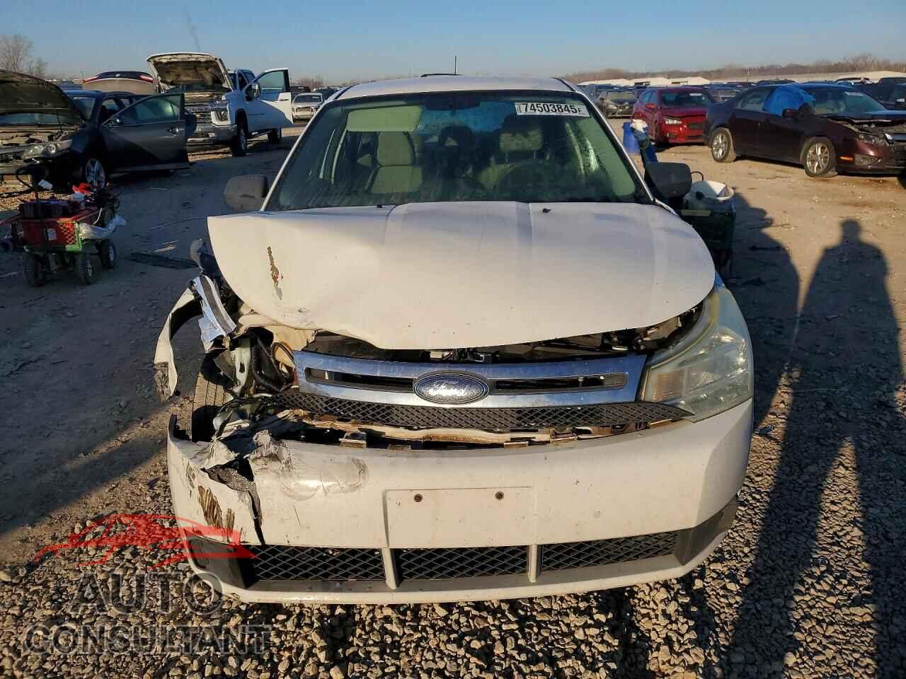 FORD FOCUS 2009 - 1FAHP35N29W116384