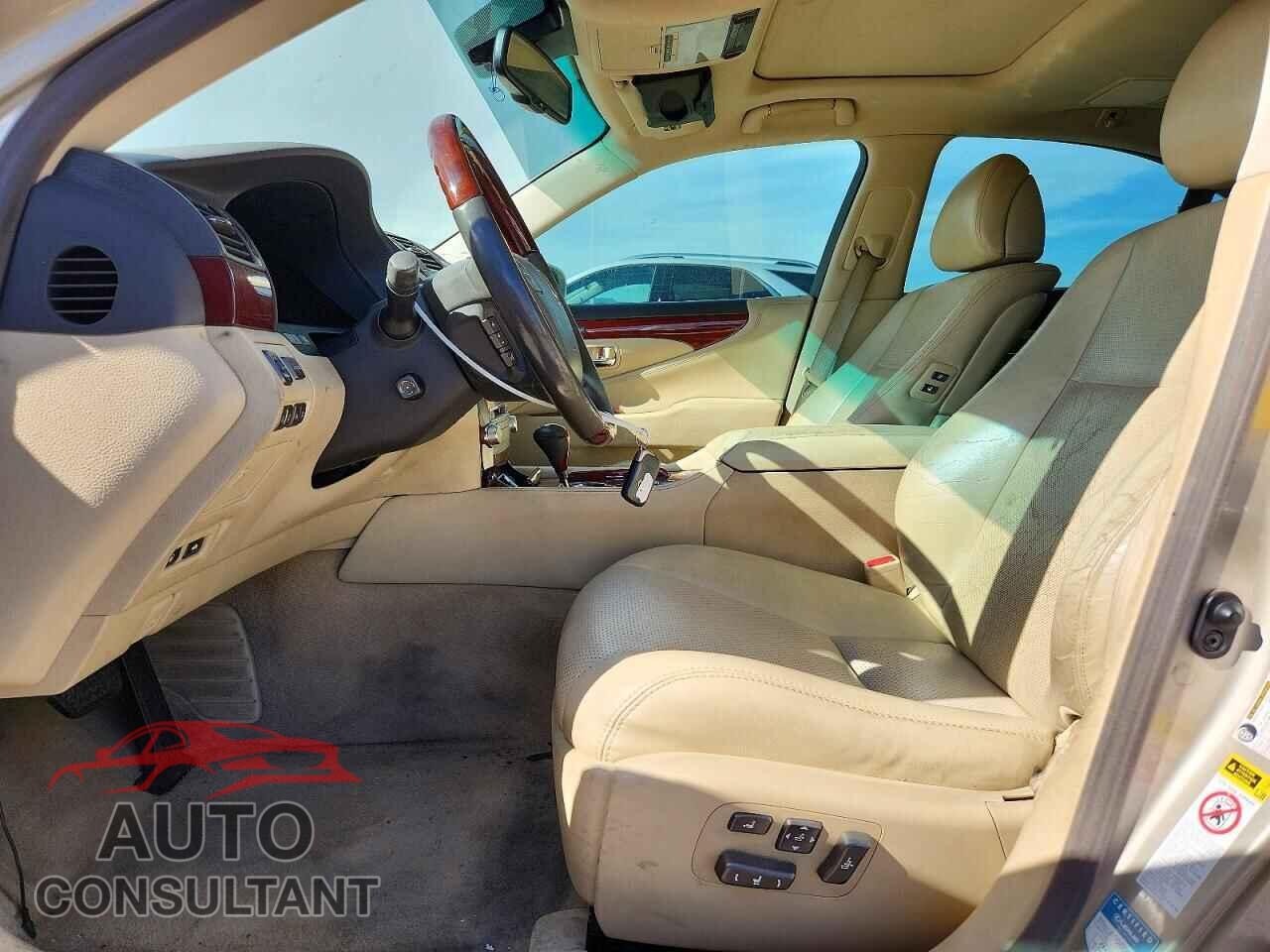 LEXUS LS460 2011 - JTHBL5EF4B5102576