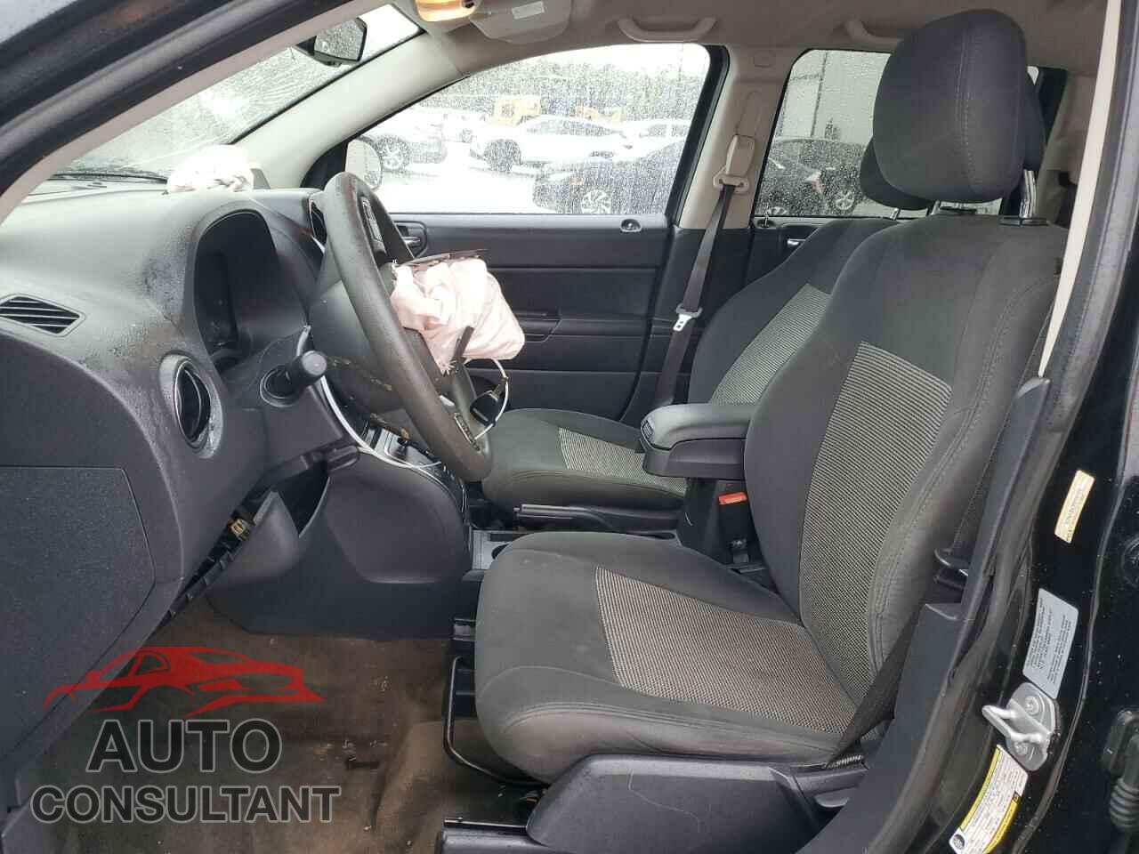 JEEP COMPASS 2017 - 1C4NJCBA3HD147721