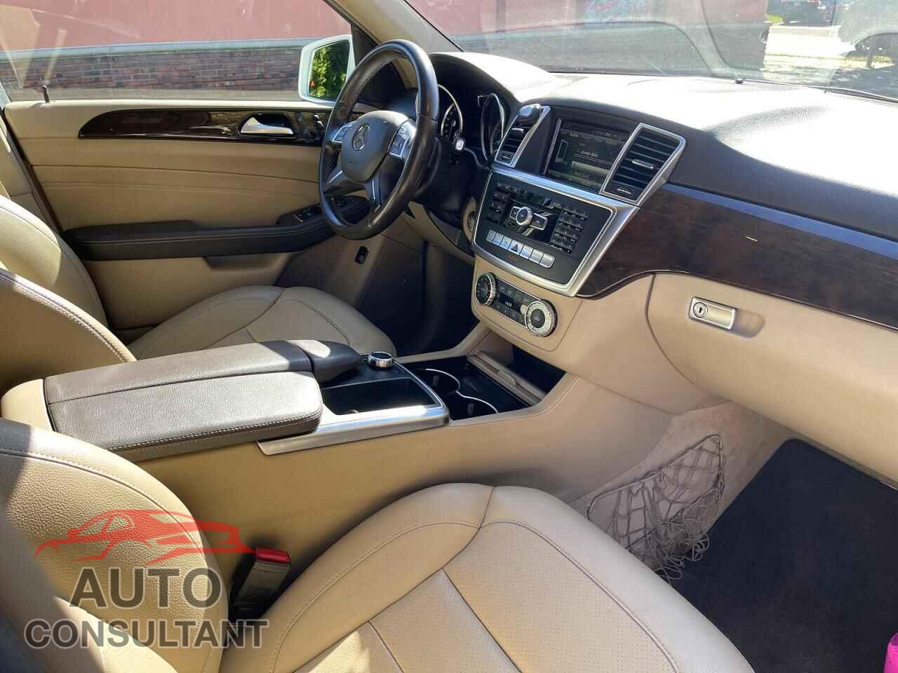 MERCEDES-BENZ M-CLASS 2014 - 4JGDA5JB8EA279805
