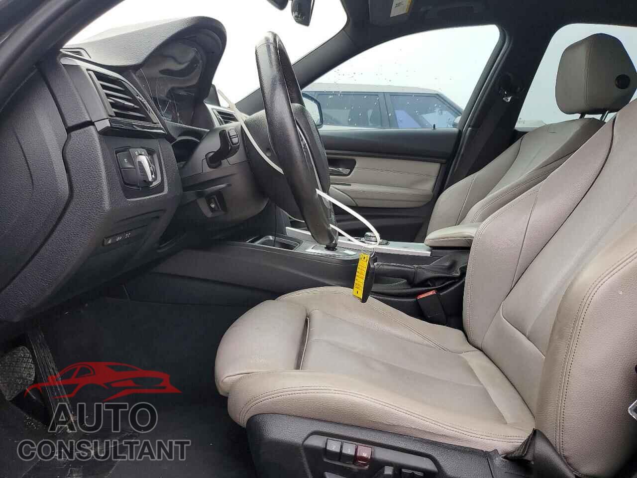 BMW 3 SERIES 2012 - WBA3A9C51CF474849