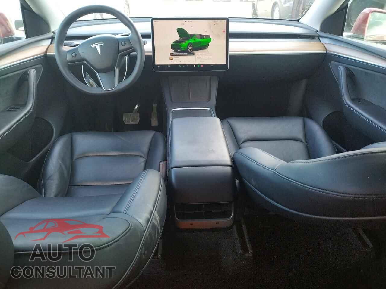 TESLA MODEL Y 2024 - 7SAYGDEE8RF031427