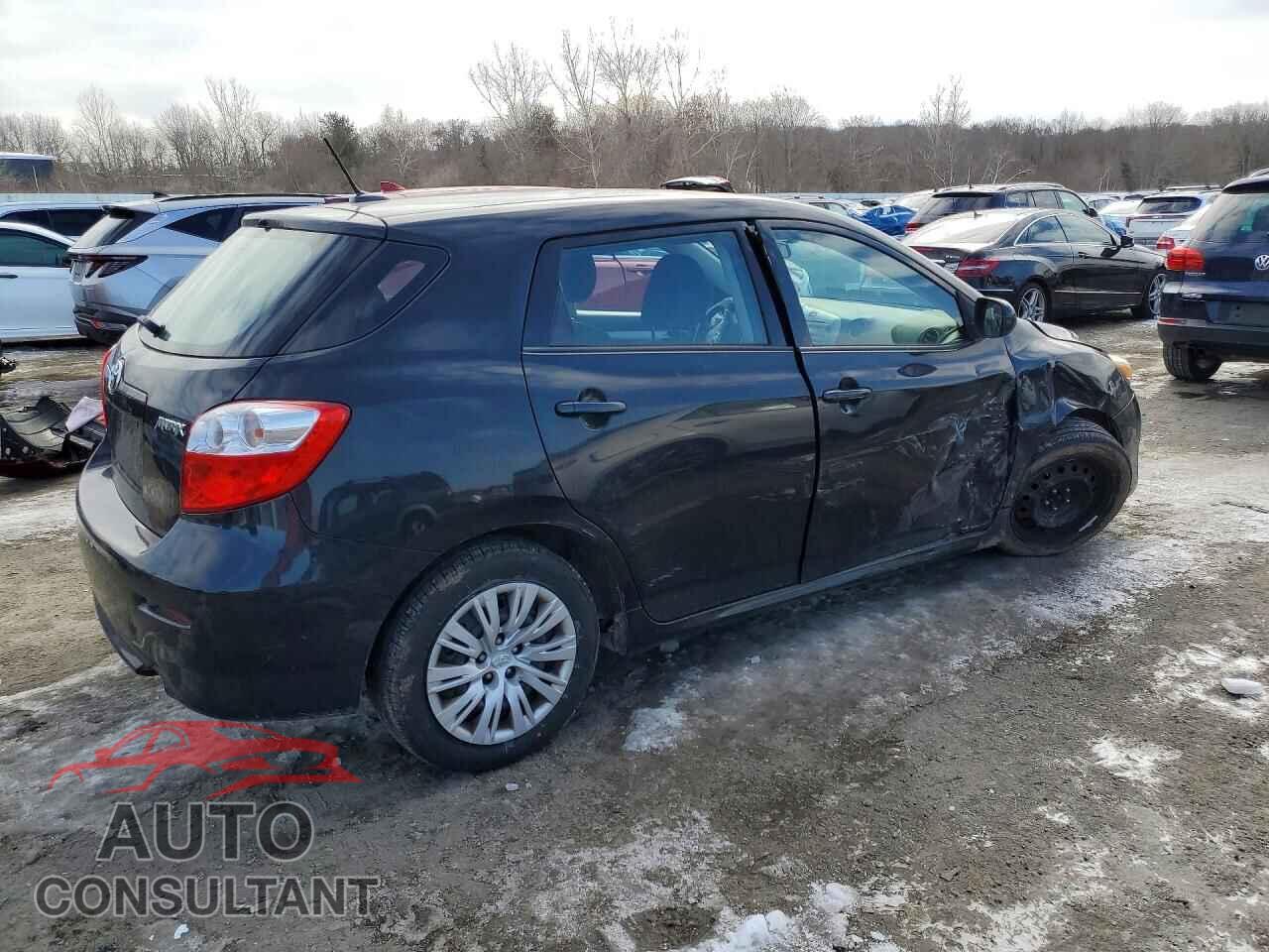 TOYOTA MATRIX 2011 - 2T1KU4EE5BC601955