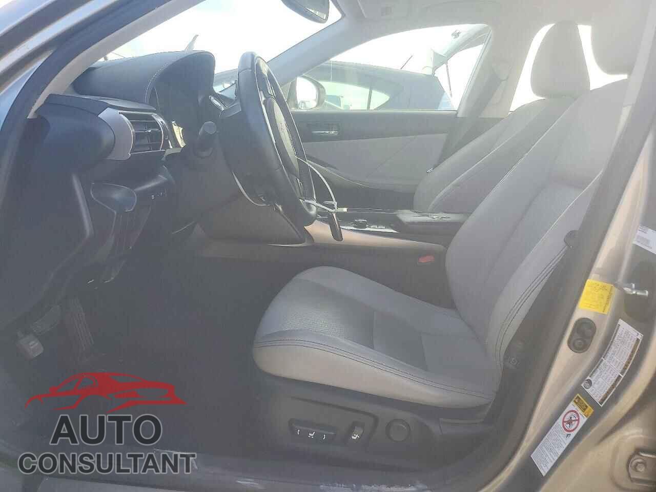 LEXUS IS 2014 - JTHBF1D23E5038520