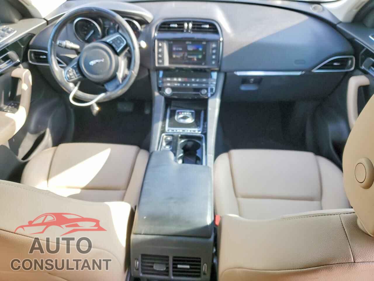 JAGUAR F-PACE 2018 - SADCJ2EV2JA252729