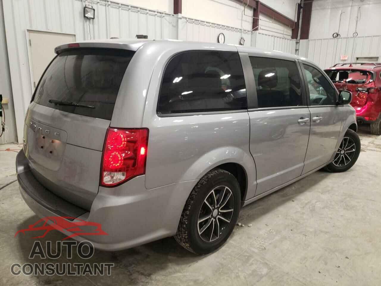 DODGE CARAVAN 2018 - 2C4RDGBG0JR151748
