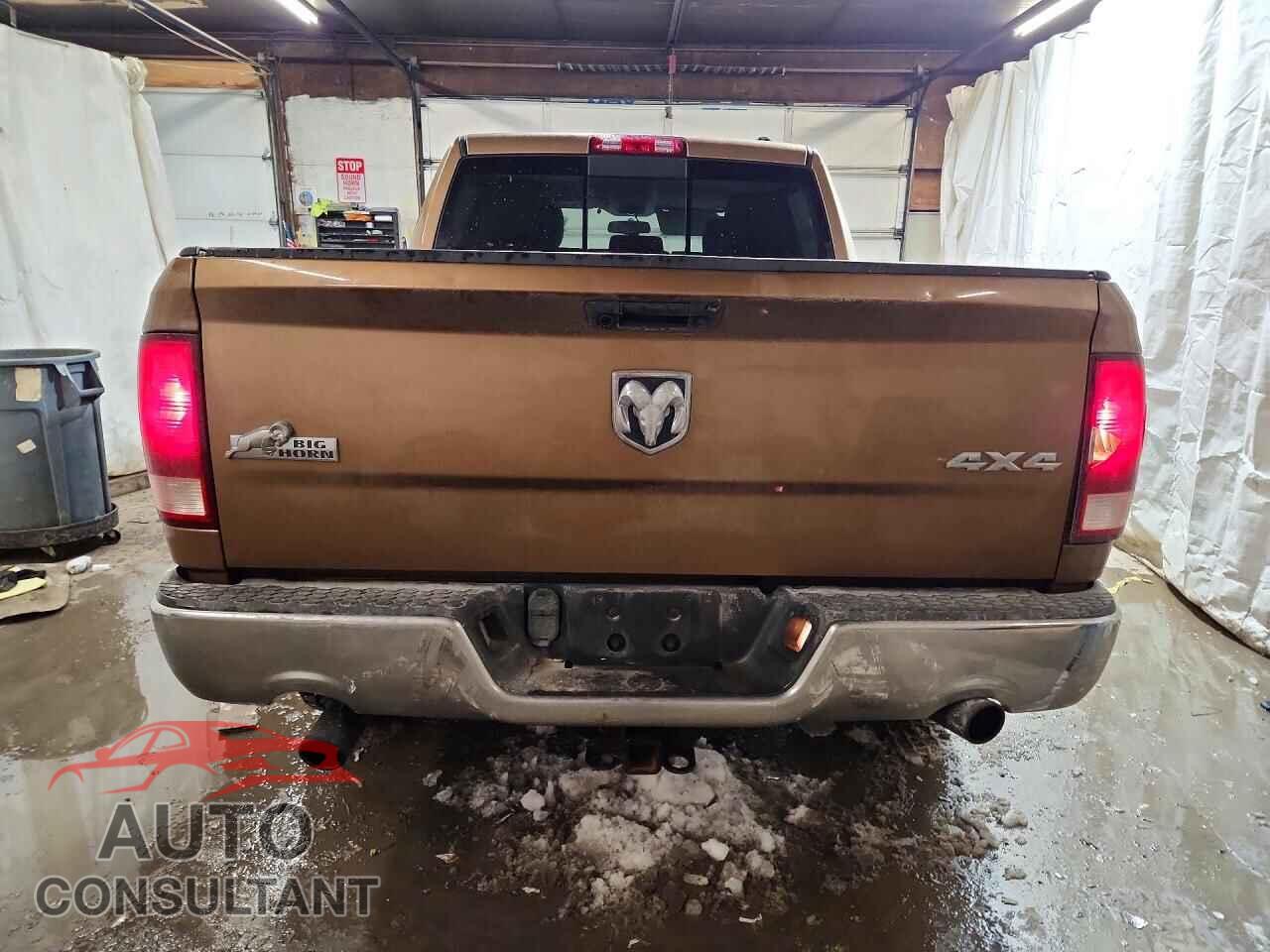 DODGE RAM 1500 2012 - 1C6RD7LT4CS140224