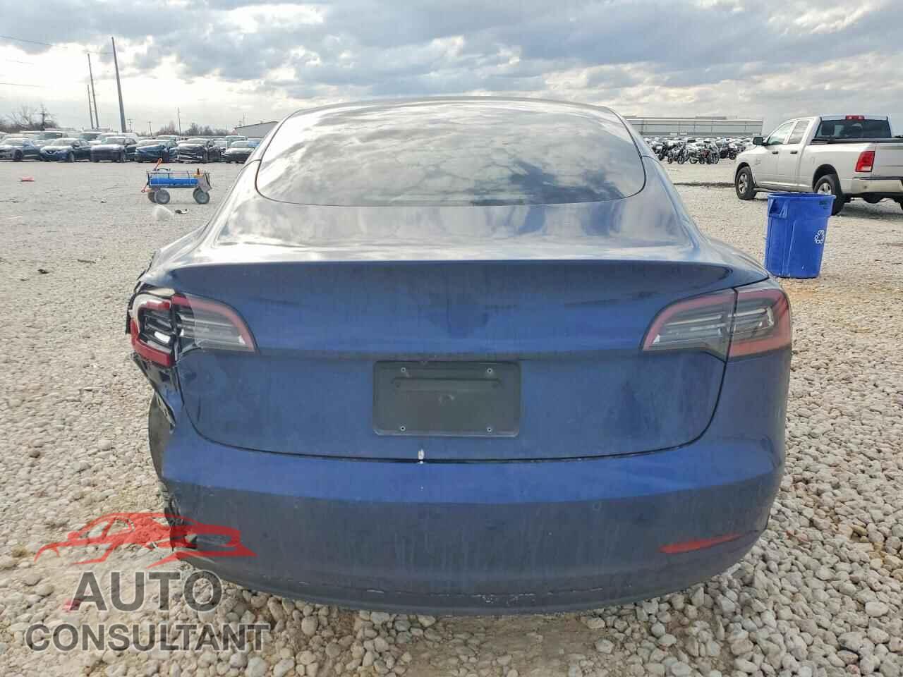 TESLA MODEL 3 2021 - 5YJ3E1EA1MF051245