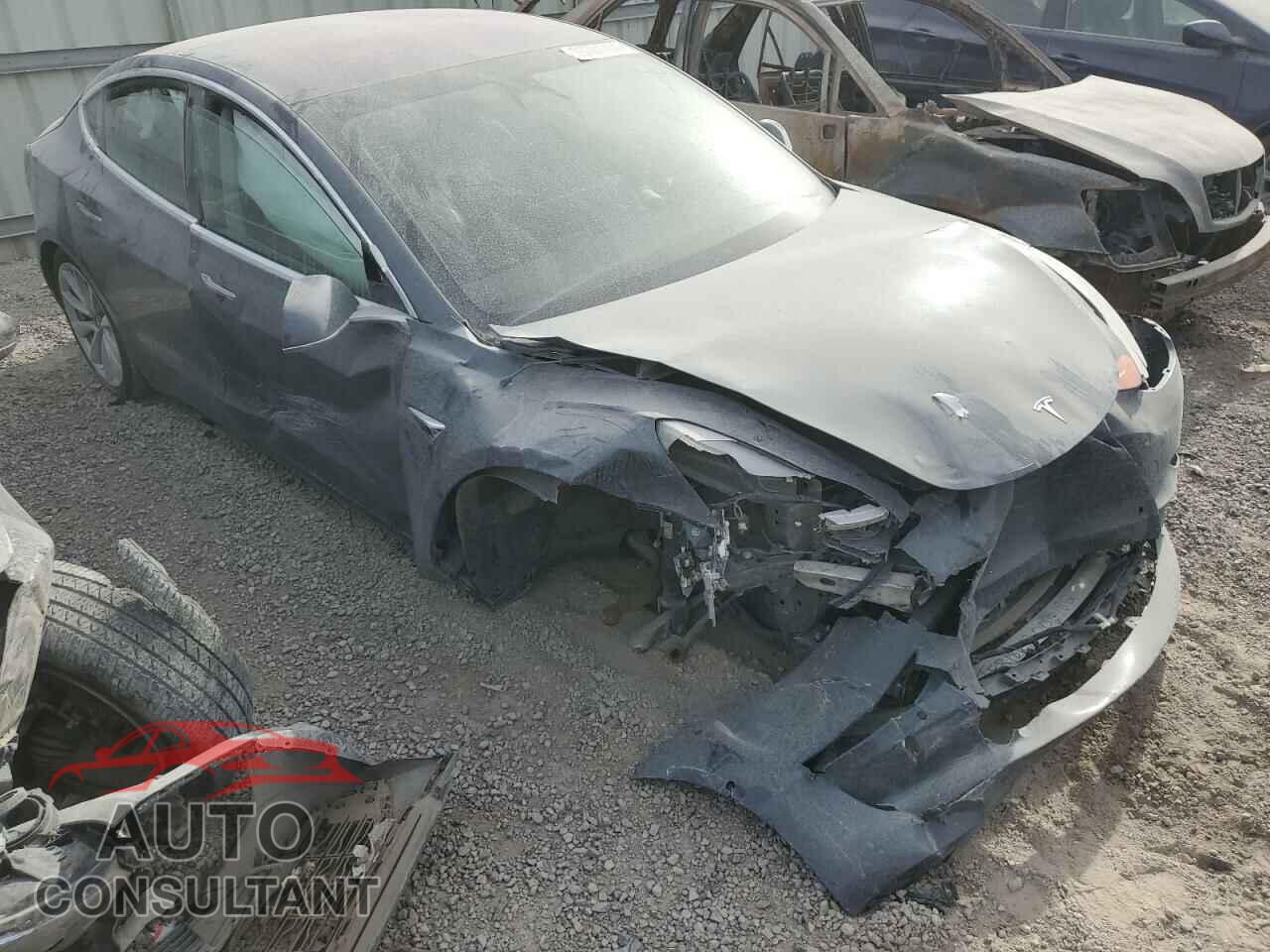TESLA MODEL 3 2018 - 5YJ3E1EA3JF009493