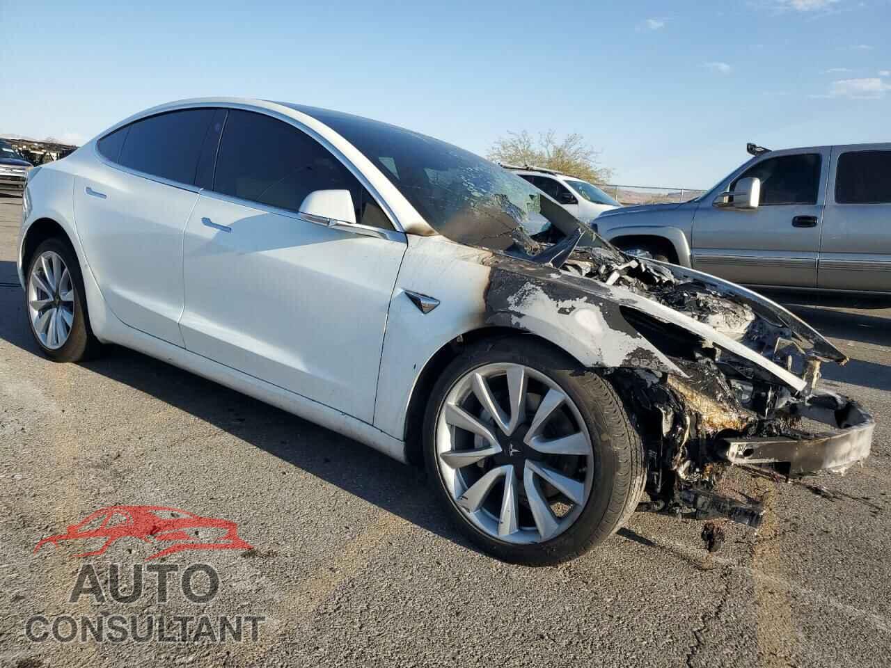 TESLA MODEL 3 2019 - 5YJ3E1EA5KF486928