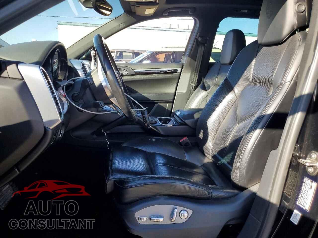 PORSCHE CAYENNE 2017 - WP1AA2A2XHKA84680
