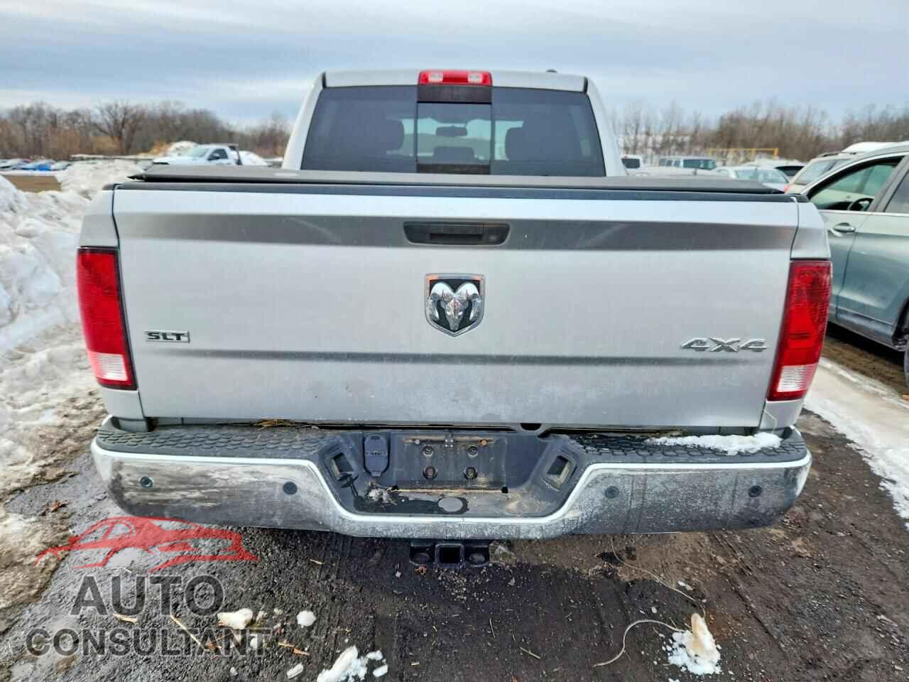 DODGE RAM 1500 2012 - 1C6RD7LT4CS211549
