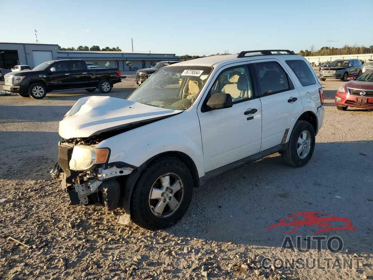 FORD ESCAPE 2011 - 1FMCU0D77BKA45206