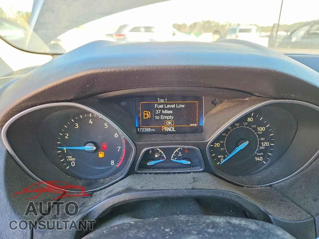 FORD FOCUS 2017 - 1FADP3E26HL241361