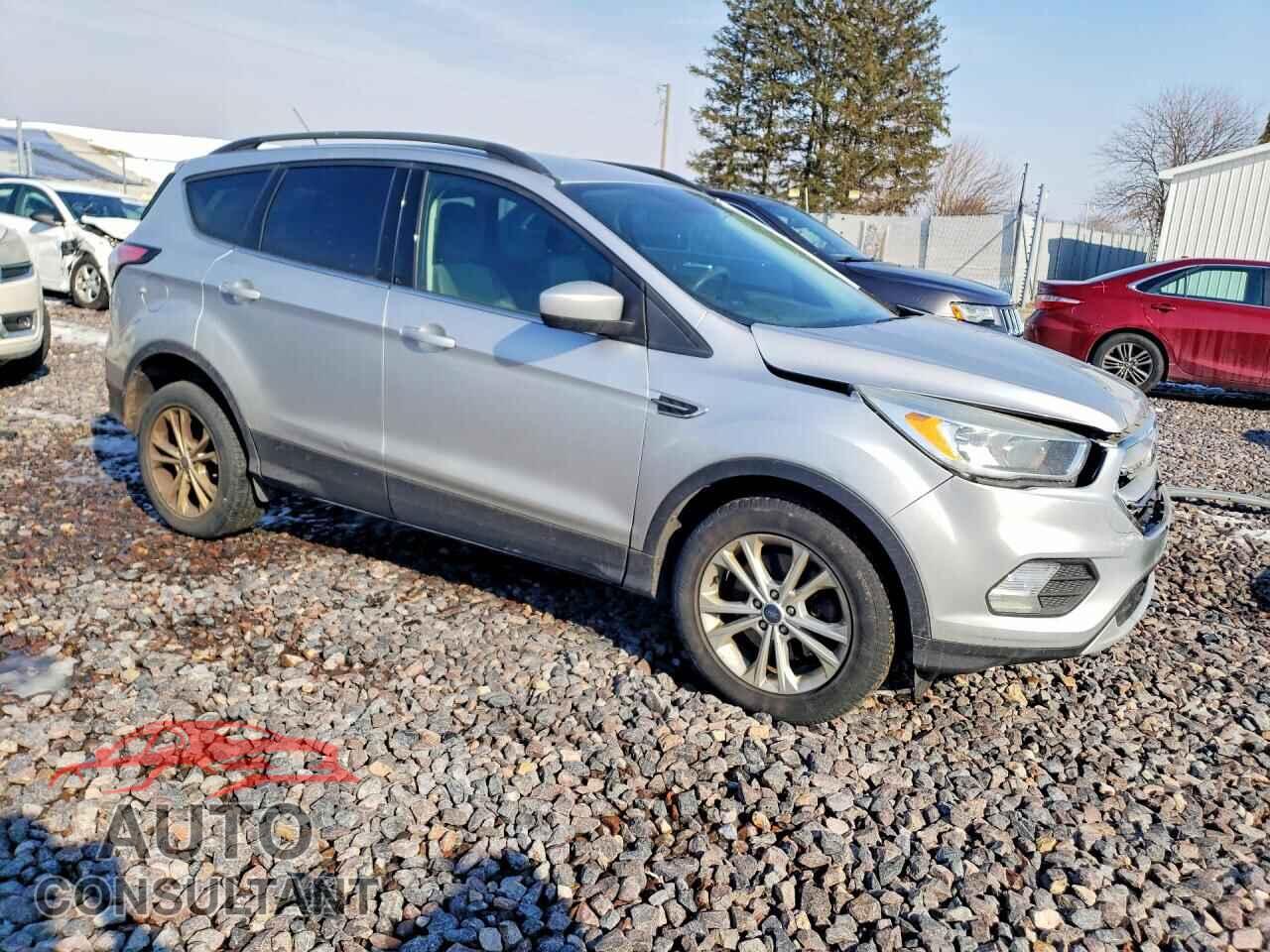 FORD ESCAPE 2018 - 1FMCU9G97JUB48579
