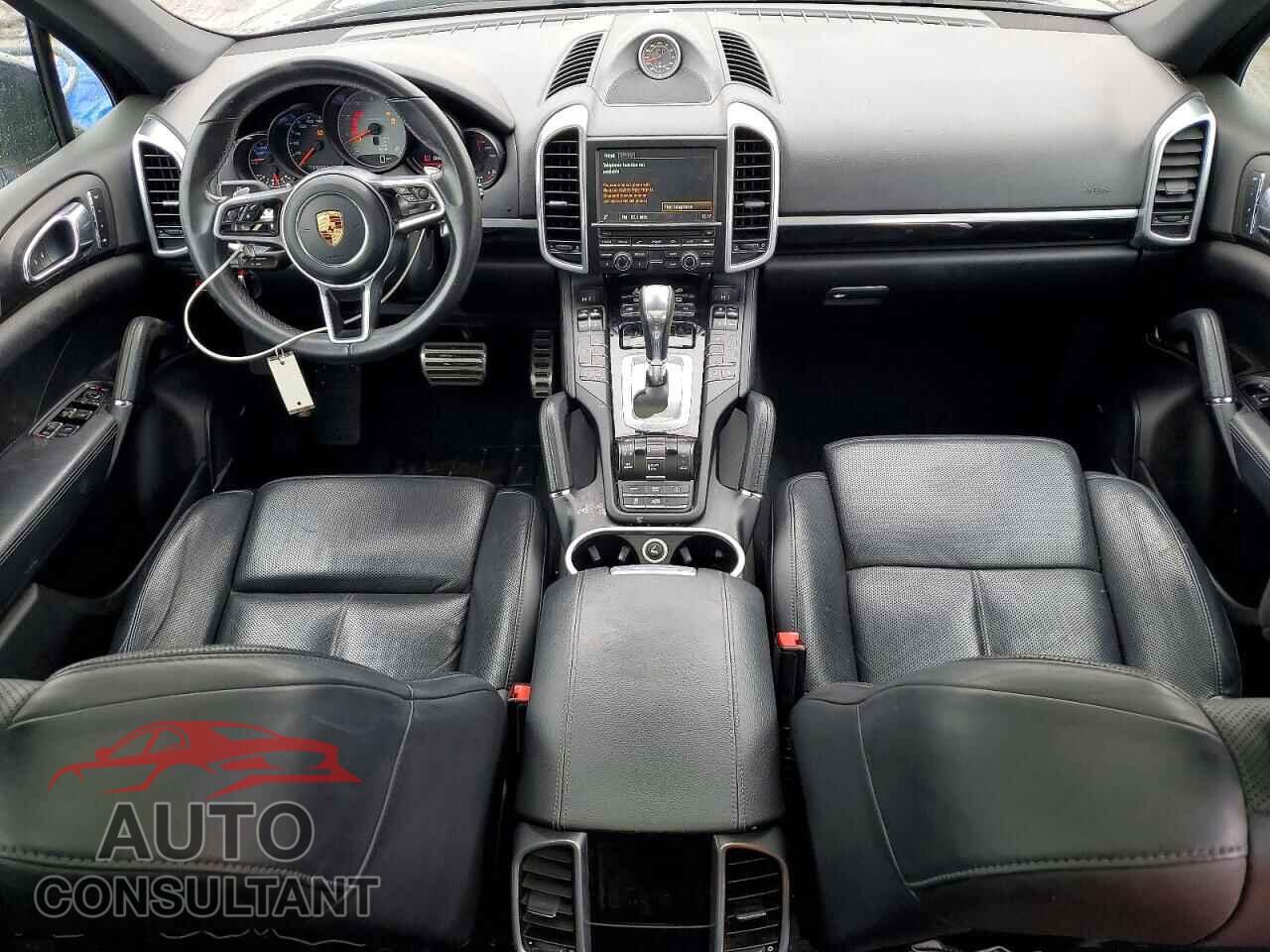 PORSCHE CAYENNE 2016 - WP1AB2A29GLA94333