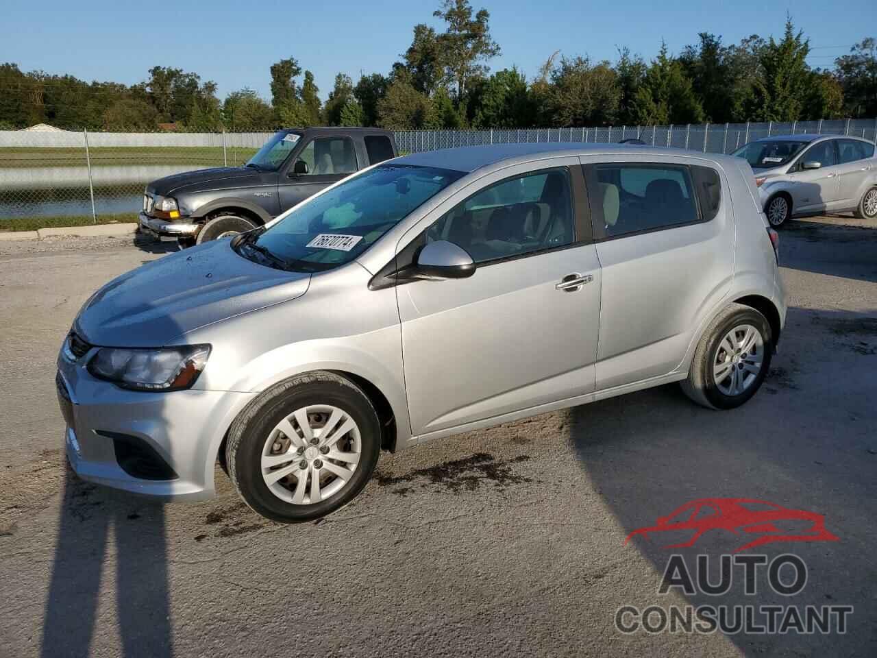 CHEVROLET SONIC 2020 - 1G1JG6SB6L4135507